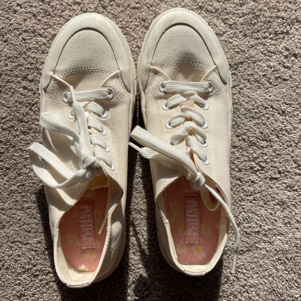 Cute shoes